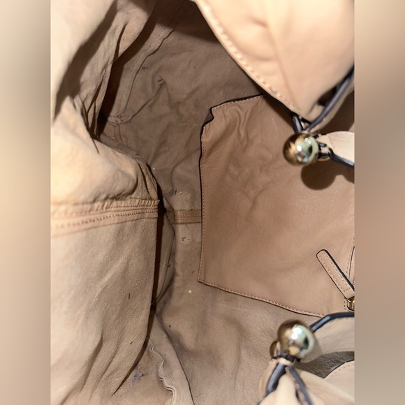 Large Beige Vince Camuto Soft Leather Hobo Bag with gold detailing - Picture 9 of 11